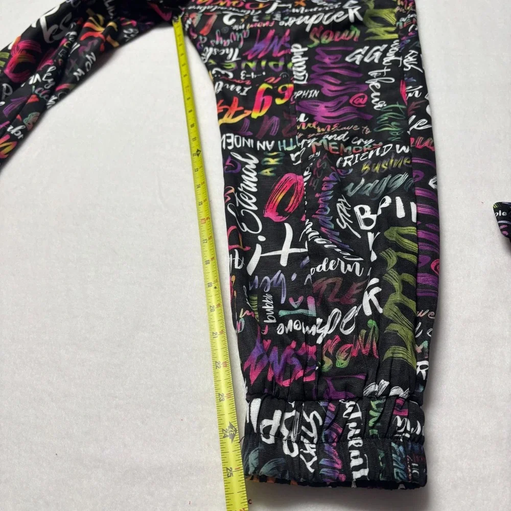 LATISTE BY AMY Small Graffiti Print Jumpsuit Button Down‎ Shirt & Pants Set